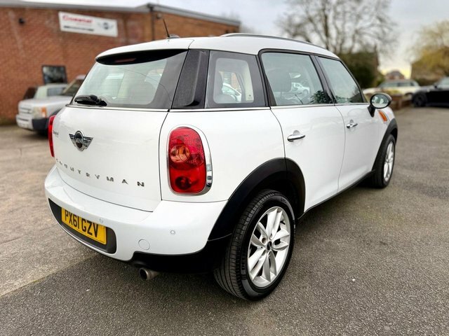 Mini Countryman 1.6 One Suv Euro 5 S S 98 Ps PX61GZV White #4