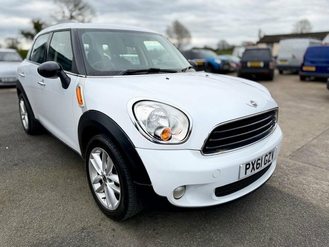 Mini Countryman 1.6 One Suv Euro 5 S S 98 Ps PX61GZV White #2