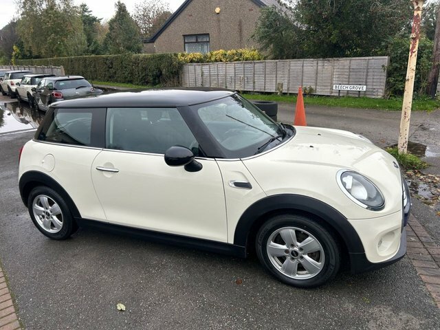 Mini Hatch 1.5 Cooper Hatchback Euro 6 S S SL64THZ White #5