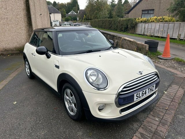 Mini Hatch 1.5 Cooper Hatchback Euro 6 S S SL64THZ White #2