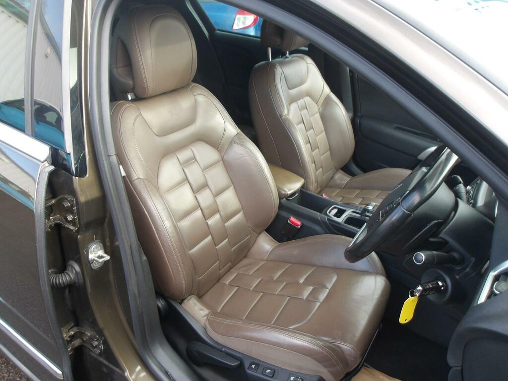 Citroen DS4 1.6 E-hdi Airdream Dstyle 2011 White #25