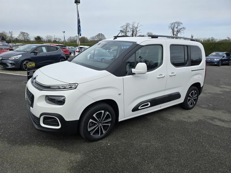 Citroen Berlingo Multispace 1.5Bluehdi Flair S S White #2