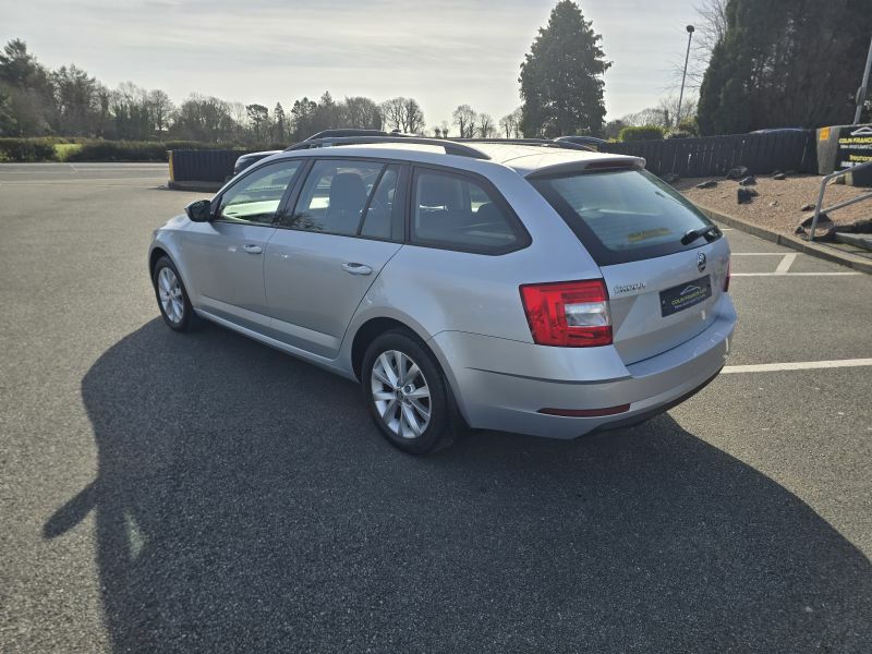 Skoda Octavia 1.6Tdi S Estate Silver #3