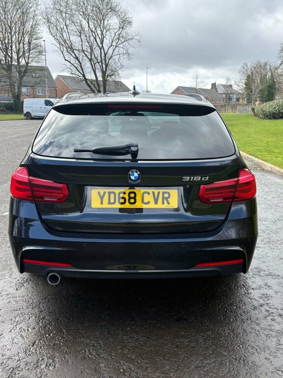 BMW 3 Series 2.0 318D M Sport Touring Euro 6 S YD68CVR Black #5