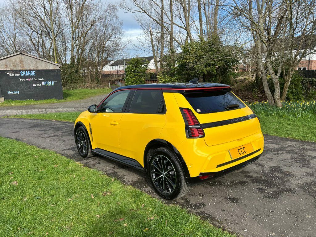 Renault 5 E-Tech Hatchback 110Kw Iconic 5 Comfort Range  Yellow #5