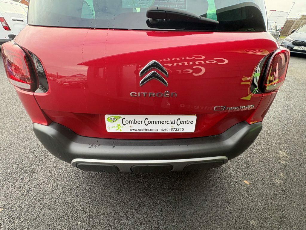 Citroen C3 Aircross 1.5 Blue Hdi Shine Plus 110 Suv  Red #6