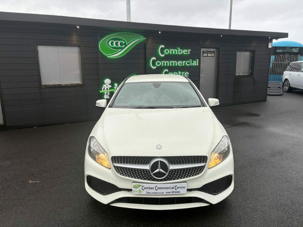 Mercedes-Benz A Class 2.1 A200d Amg Line 136 Hatchback White #2