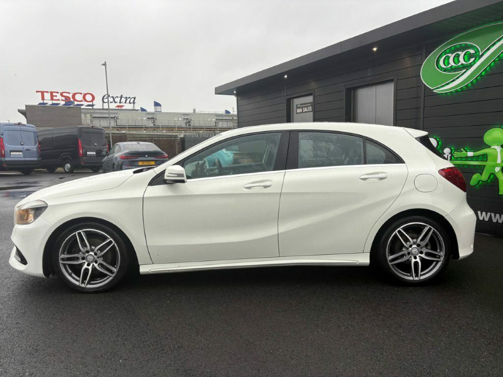 Mercedes-Benz A Class 2.1 A200d Amg Line 136 Hatchback White #4