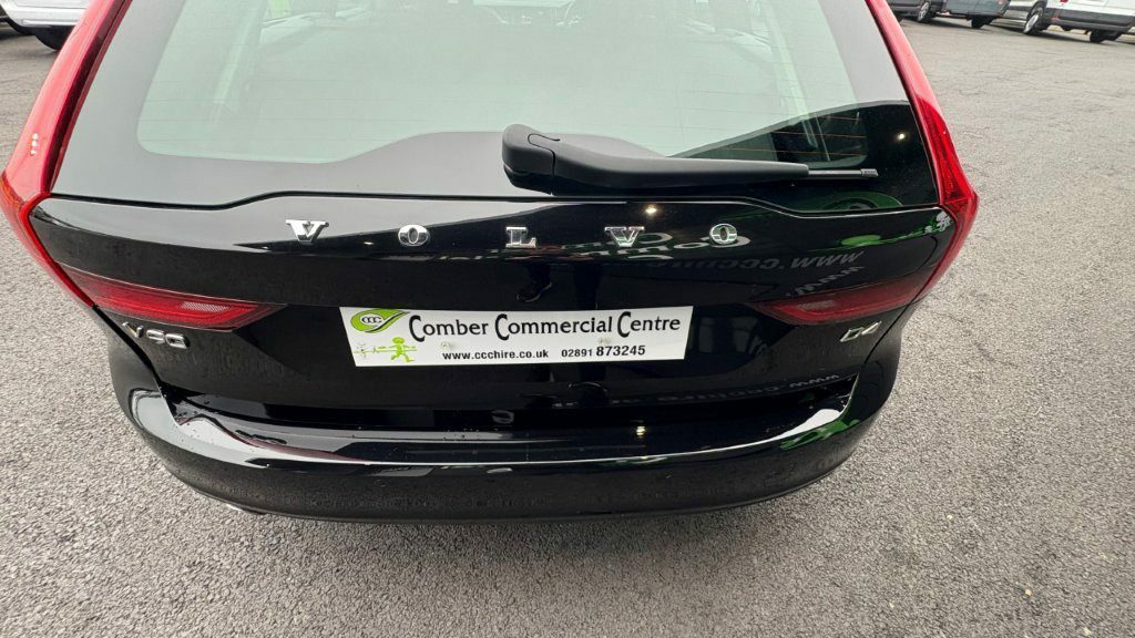 Volvo V90 2.0 D4 Momentum 190  Black #6