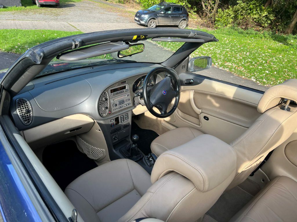 Saab 9-3 2.0T Se Red #10