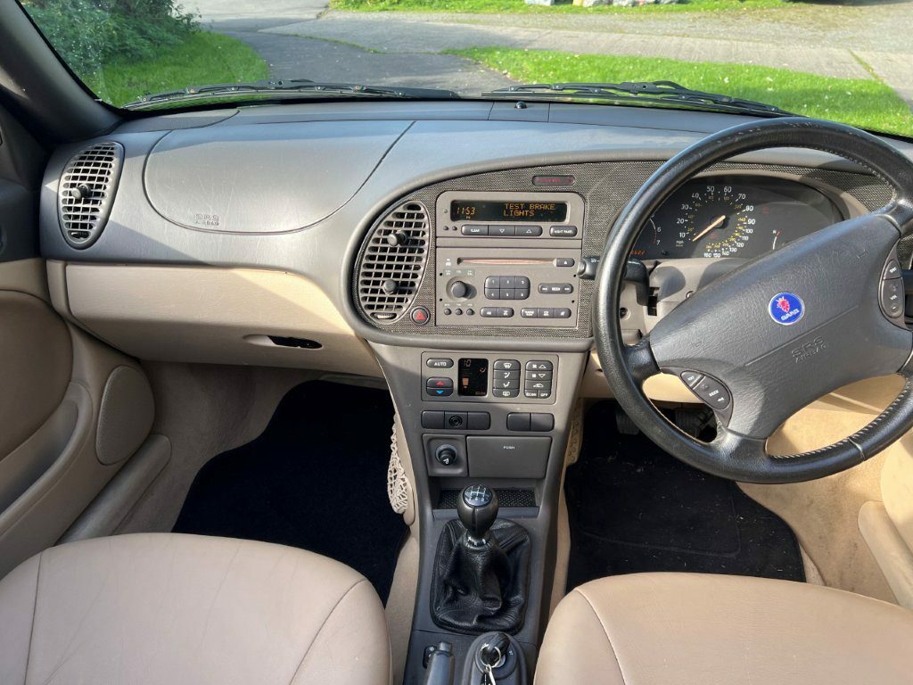 Saab 9-3 2.0T Se Red #13