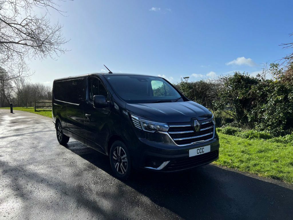 Renault Trafic 2.0 Ll30 Blue Dci 150 Extra Sport L2h1 Grey