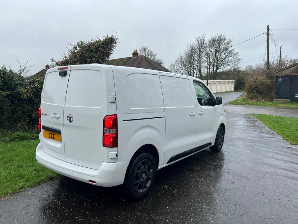 Vauxhall Vivaro 2.0 Td Pro 145 Swb White #3