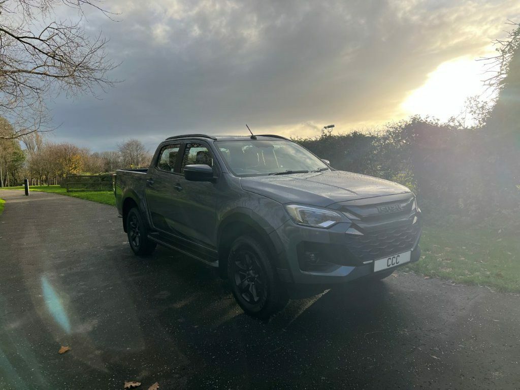 Isuzu D-Max 1.9 V-cross Steel Edition 163 Double Cab Grey
