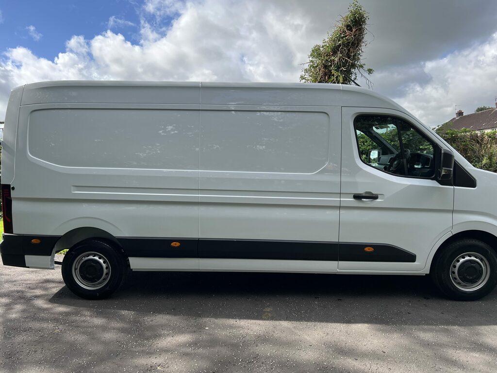Renault Master 2.0 Dci Lm35 Advance 150 L3h2  White #2