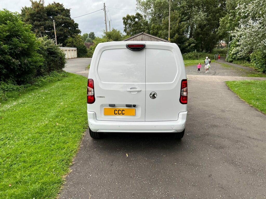 Vauxhall Combo 1.5 2300 Pro100 Swb  White #4