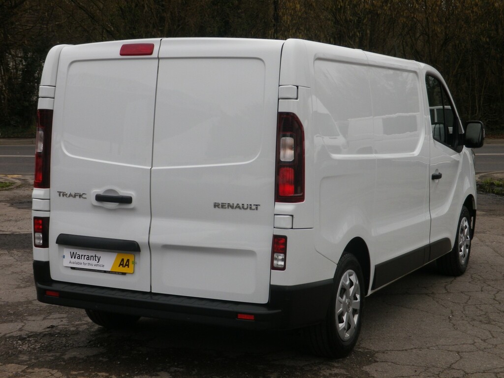 Renault Trafic Panel Van 2.0 Sl28 Blue Dci 130 Business Panel Va RO23NUW White #4