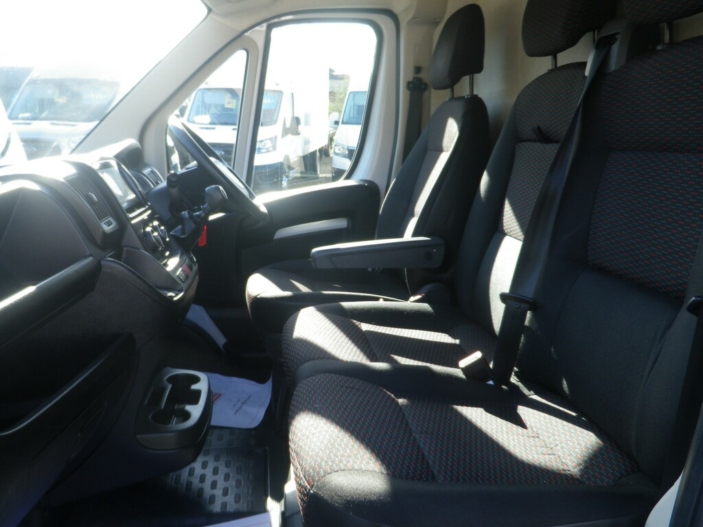 Citroen Relay Panel Van L3h3 2.2 Bluehdi 35 Enterprise Edition YE73BFA White #5