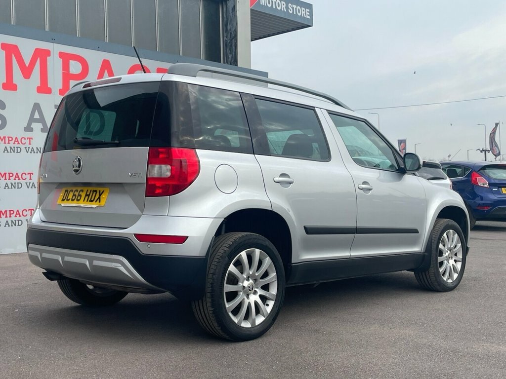 Skoda Yeti 1.2L Se DC66HDX Silver #5