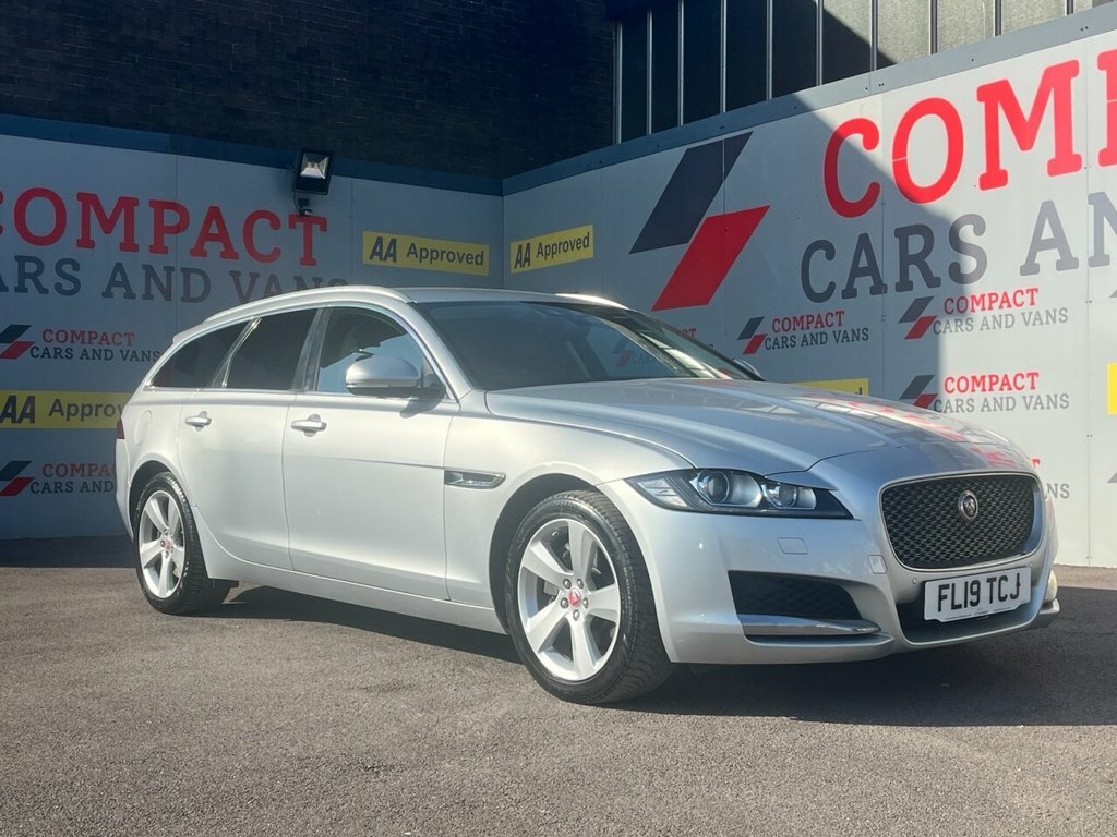 Jaguar XF 2L Portfolio FL19TCJ Silver #2