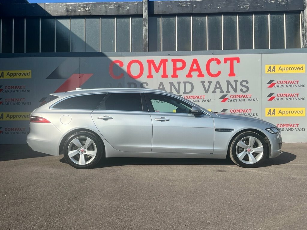 Jaguar XF 2L Portfolio FL19TCJ Silver #4