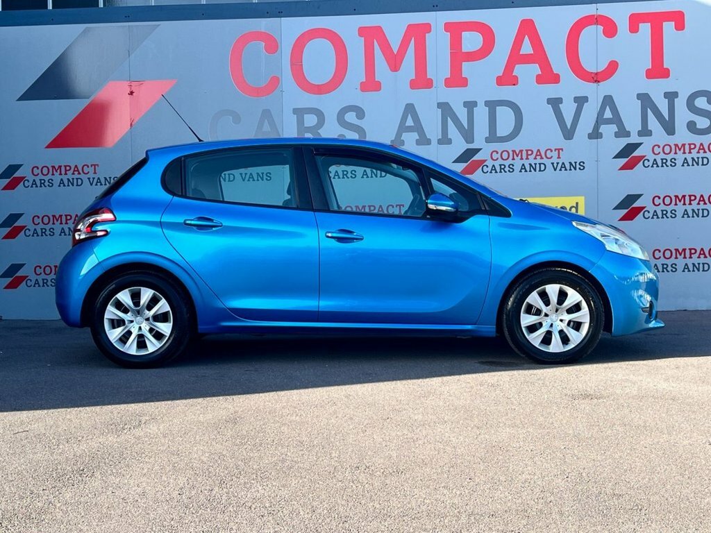 Peugeot 208 1.2L Access LX62TVZ Blue #4