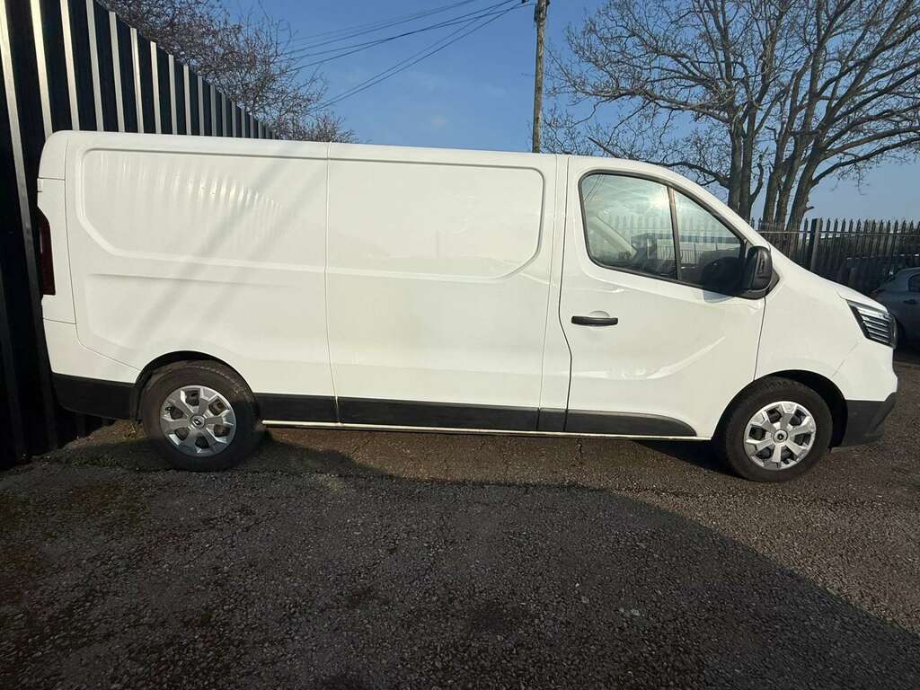 Renault Trafic 2.0 Ll30 Business Blue Dci MT72NVX White #5