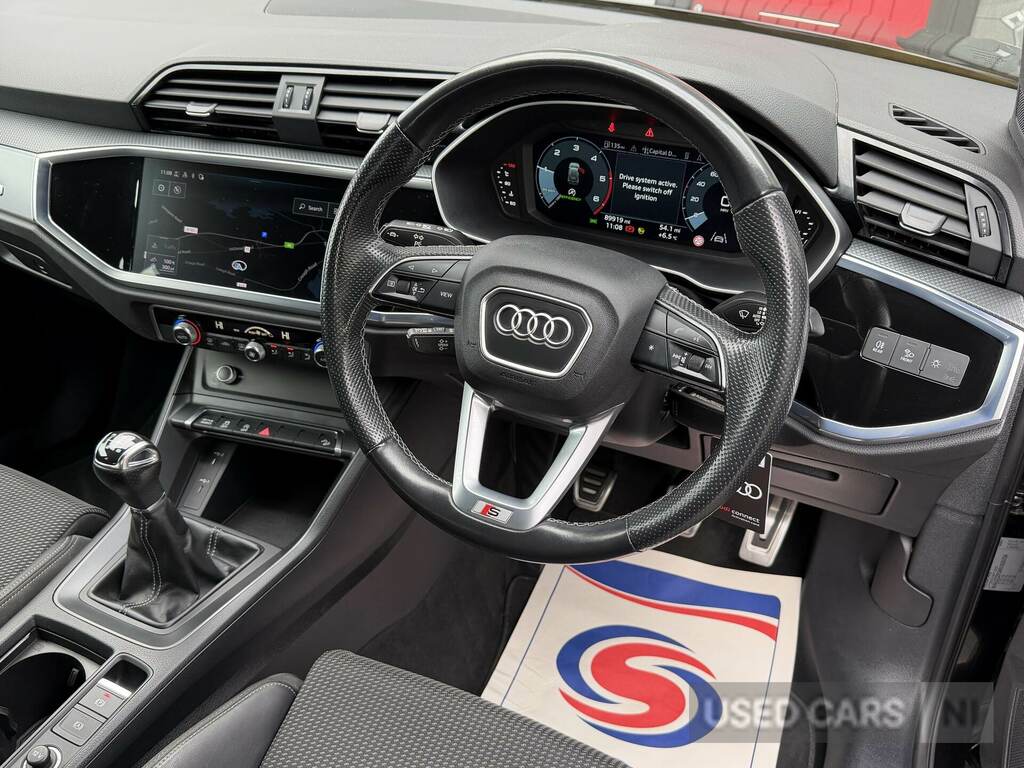 Audi Q3 35 Tdi S Line BT71XJP Black #4