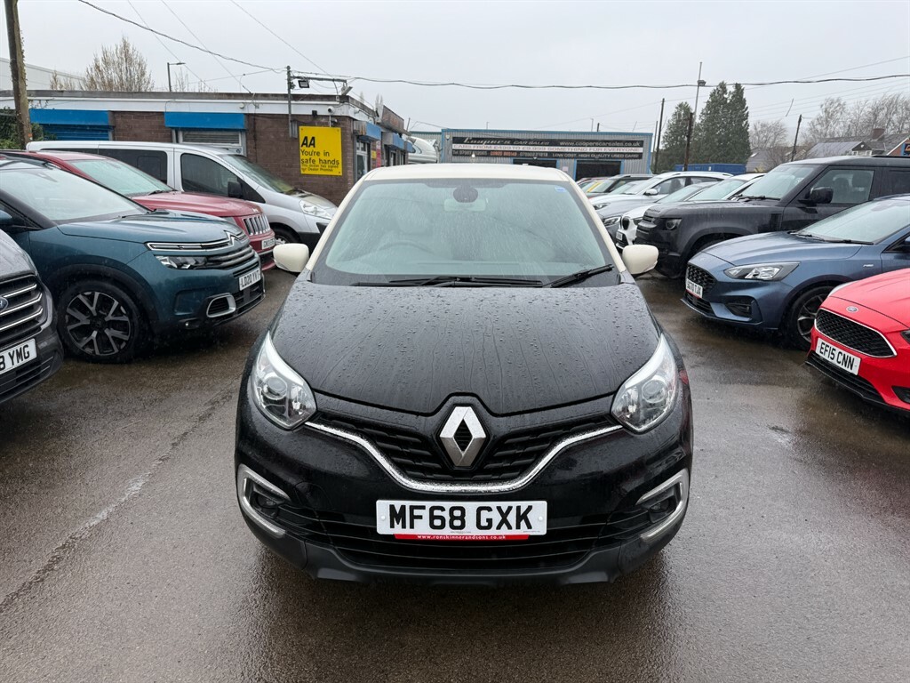 Renault Captur Iconic Tce MF68GXK Black #2