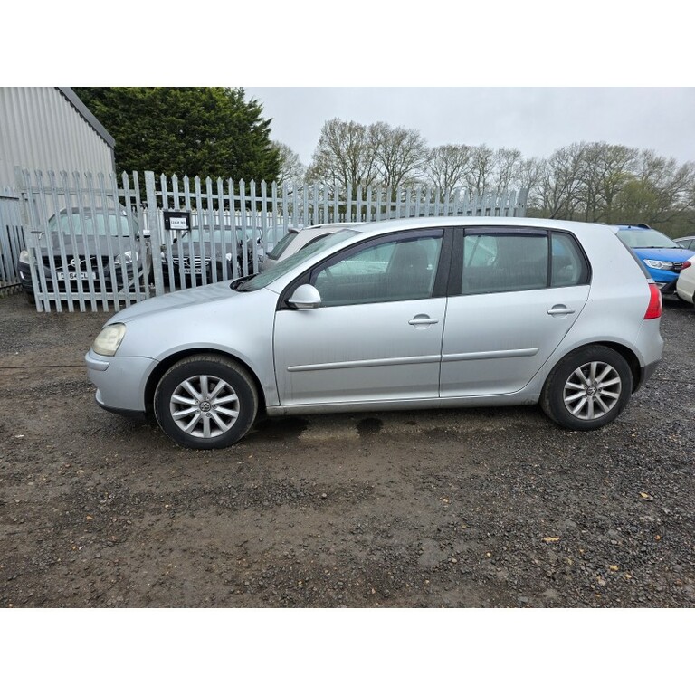Volkswagen Golf Petrol Silver #4