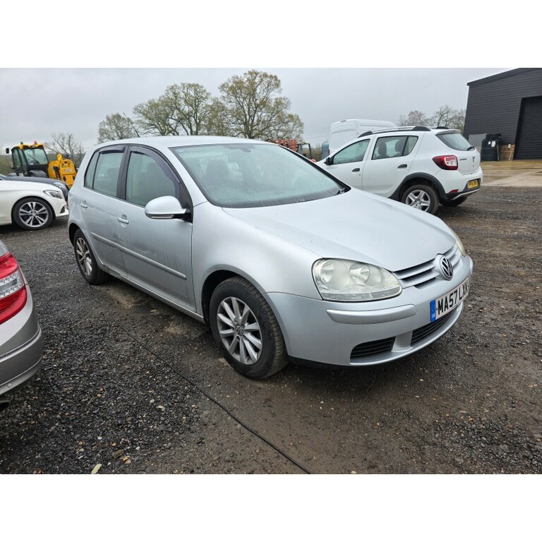 Volkswagen Golf Petrol Silver #2