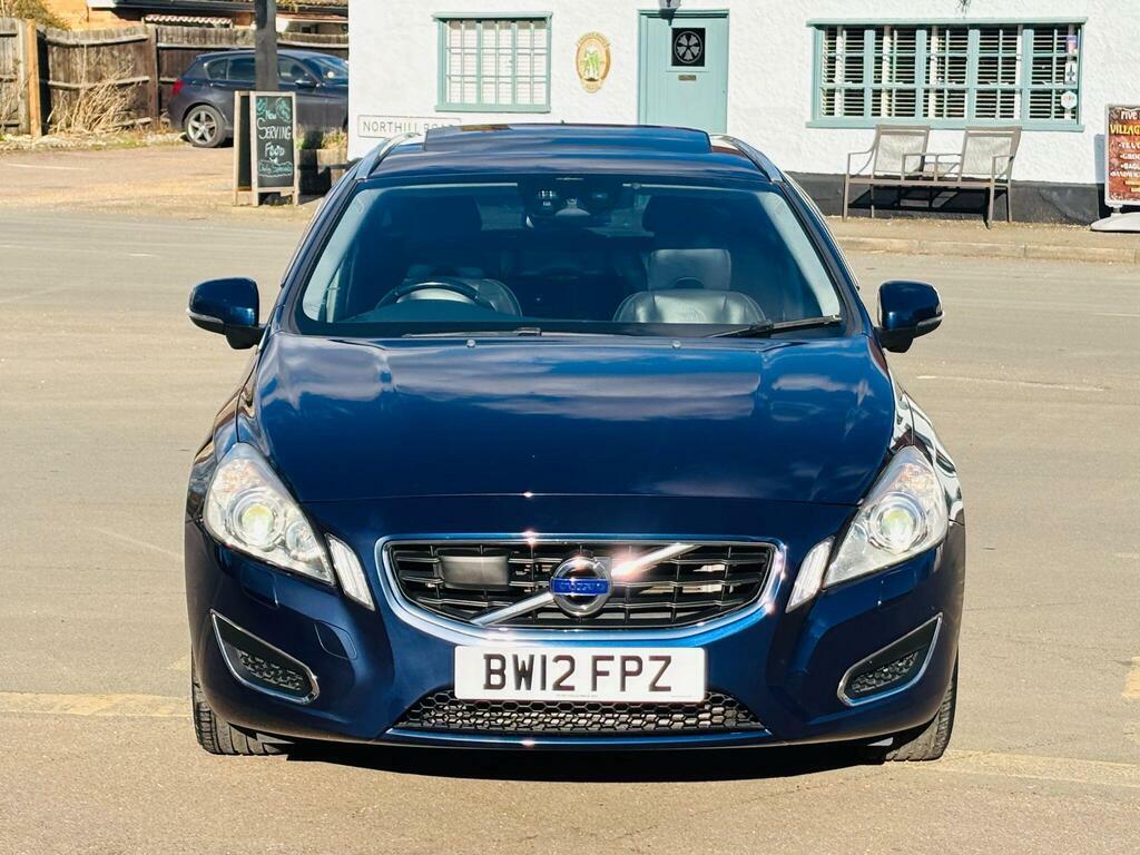 Volvo V60 1.6 T4 Se Lux Nav Powershift Euro 5  #2
