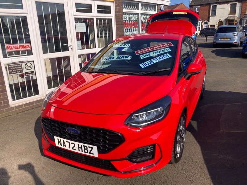 Ford Fiesta 1.0T Ecoboost St-line Hatchback Red