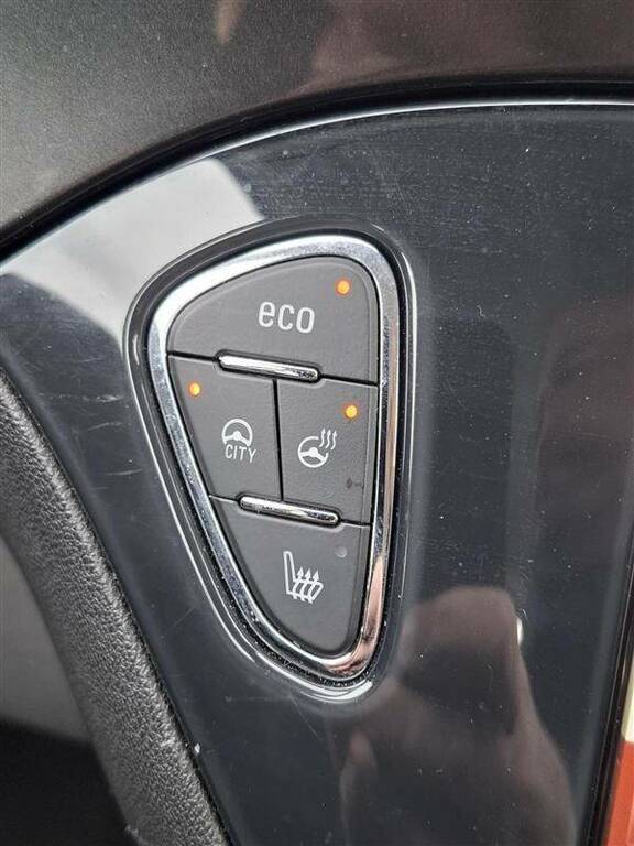 Vauxhall Corsa 1.4T 100 Ecoflex Se - 2015 15 BU15HZZ Grey #6