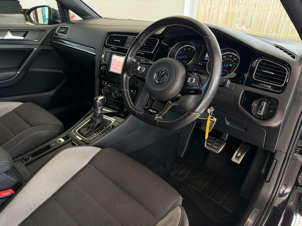 Volkswagen Golf Hatchback 2.0 Tsi Bluemotion Tech R Dsg 4Motion Eu Black #3