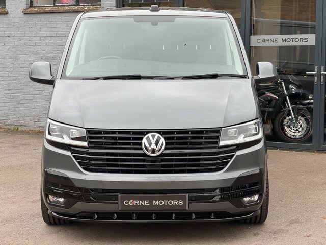 Volkswagen Transporter T6.1 2.0 Tdi 110Ps OW72GSZ Grey #3