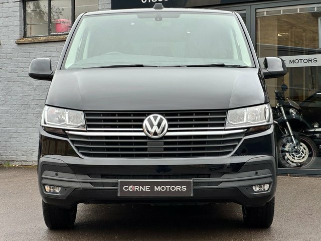 Volkswagen Transporter T6.1 2.0 Tdi 110Ps CE72LMV Black #4