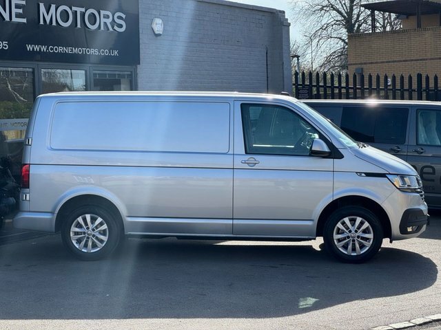 Volkswagen Transporter T6.1 2.0 Tdi 110Ps VN72YMU Silver #6