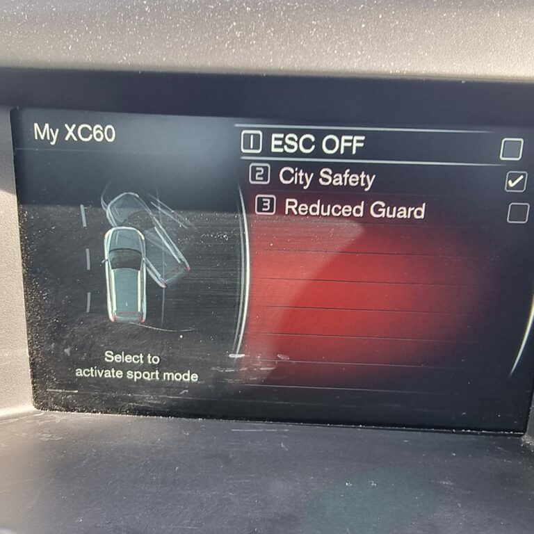 Volvo XC60 R-design Nav 2.4-D5-220bhp Awd Geartronic Yx66 Nbd #6