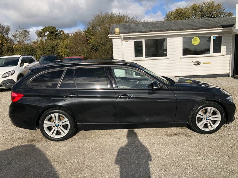 BMW 3 Series 318D Sport Estate YK67EWN Black #5