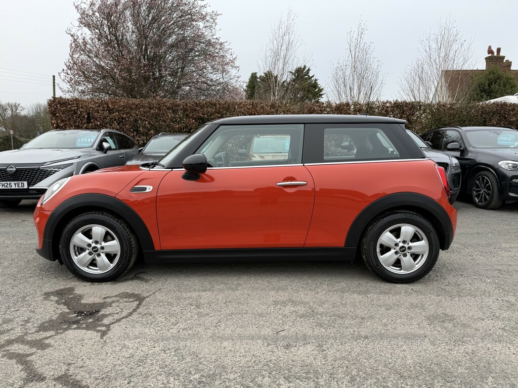 Mini Hatch Hatchback 1.5 Cooper 3-Door Hatch 2018 BV68SXY Orange #4