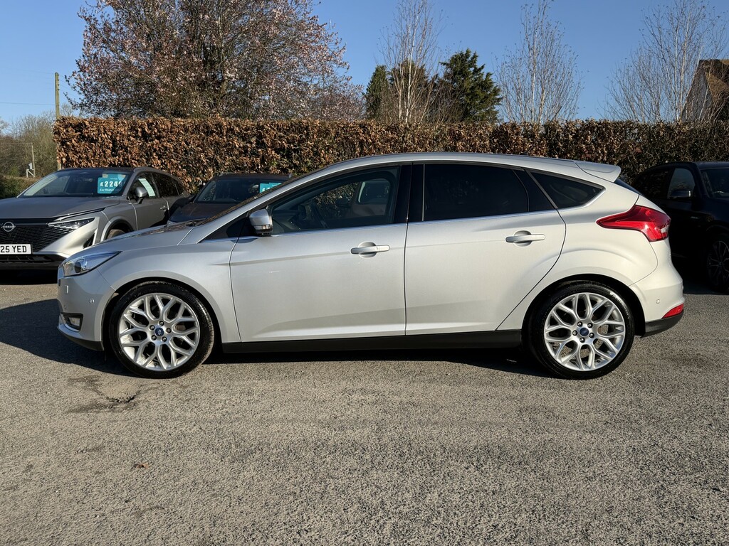 Ford Focus Hatchback 1.5 Tdci Titanium X 2017 Silver #4