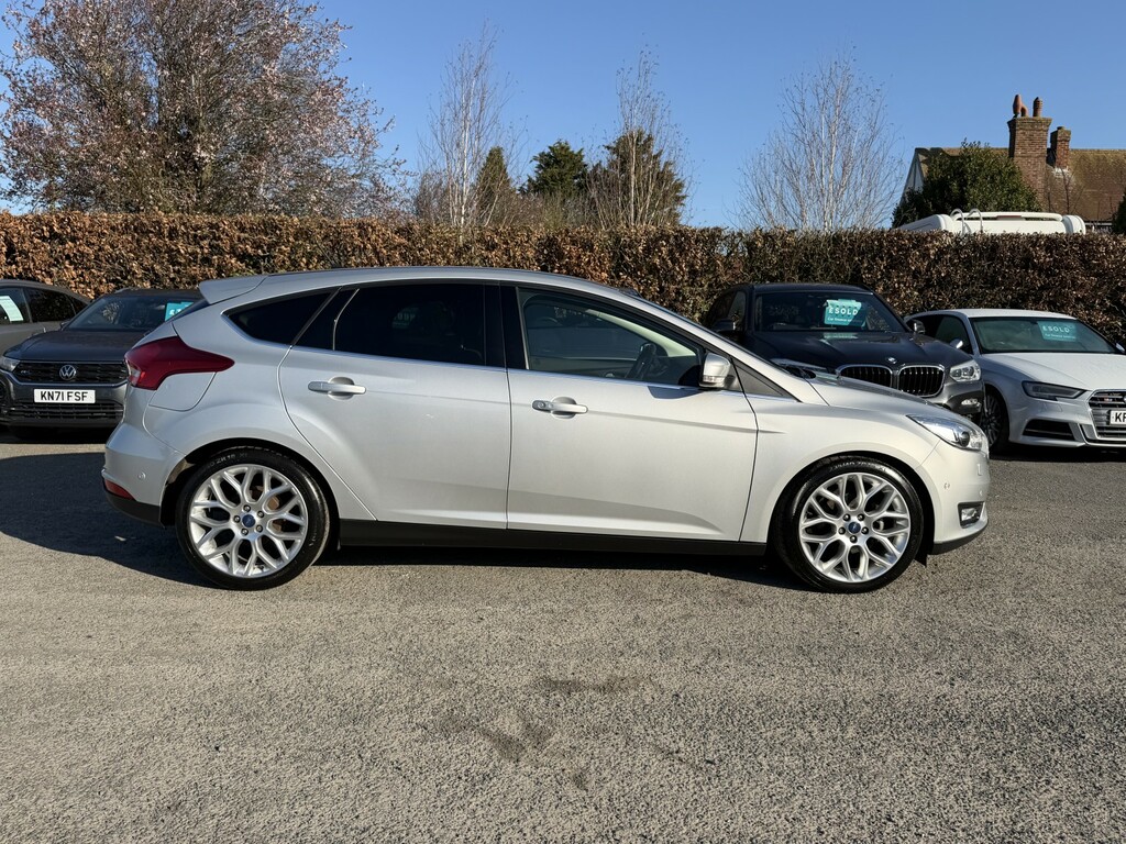 Ford Focus Hatchback 1.5 Tdci Titanium X 2017 Silver #5