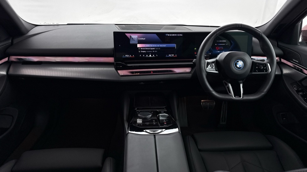 BMW i5 I5 Edrive40 M Sport Saloon YA25POF Red #4