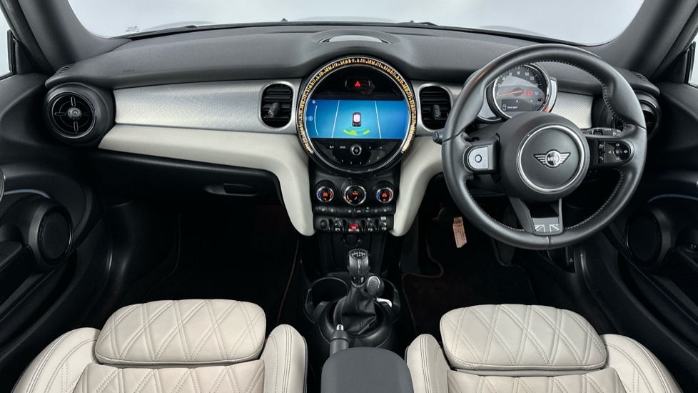 Mini Hatch 3-Door Hatch Cooper Exclusive Black #4