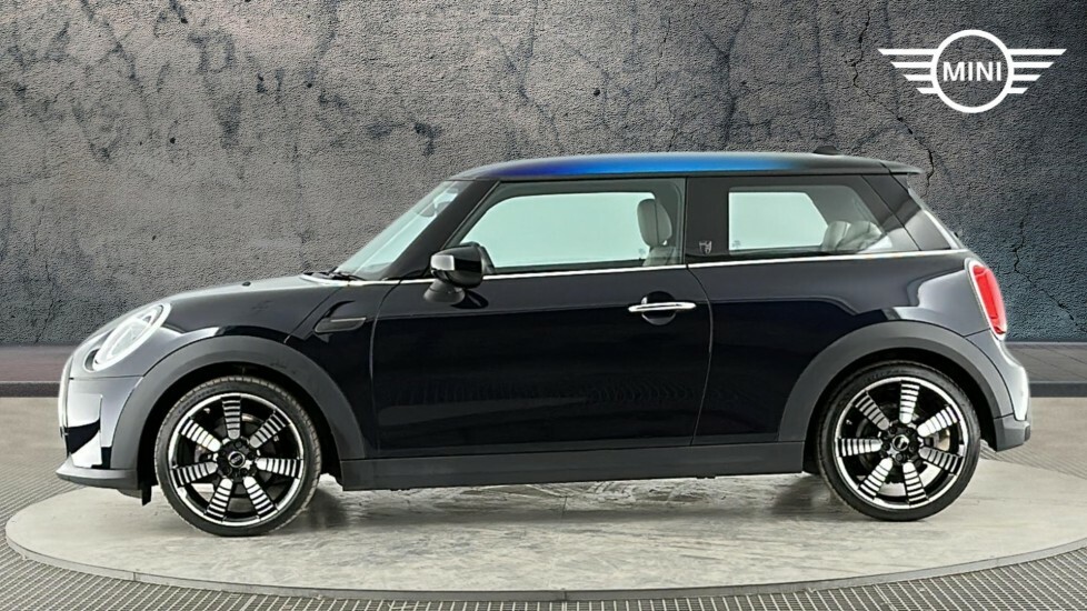 Mini Hatch 3-Door Hatch Cooper Exclusive Black #3