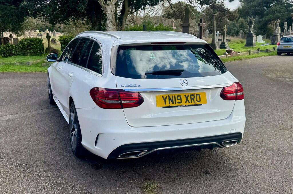 Mercedes-Benz C Class Estate 1.6 C200d Amg Line Premium G-tronic Euro White #3