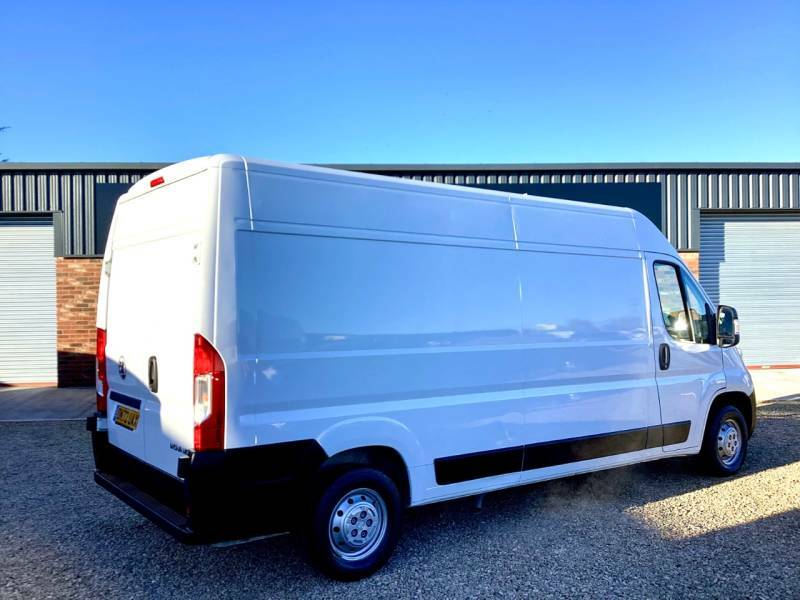 Vauxhall Movano 2.2 Turbo D 140Ps H2 Van Dynamic - 2022 72 DN72UAX White #6