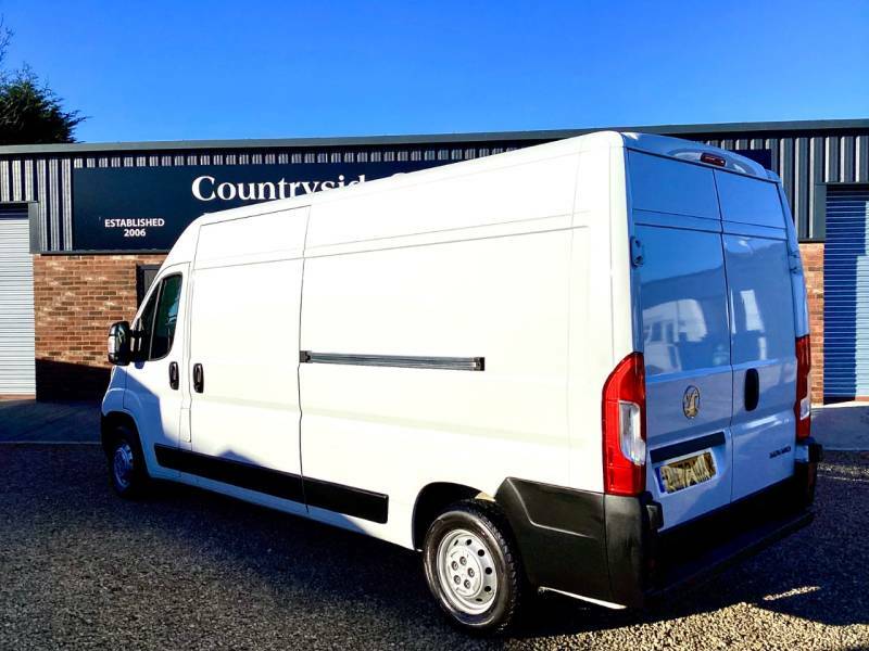 Vauxhall Movano 2.2 Turbo D 140Ps H2 Van Dynamic - 2022 72 DN72UAX White #4