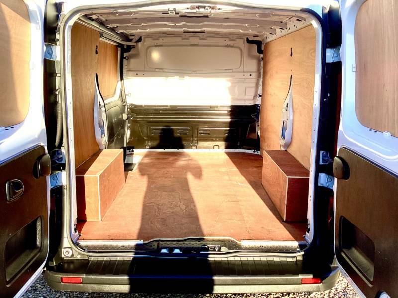 Renault Trafic Sl28 Blue Dci 130 Business Van - 2022 22 RF22BXH White #6